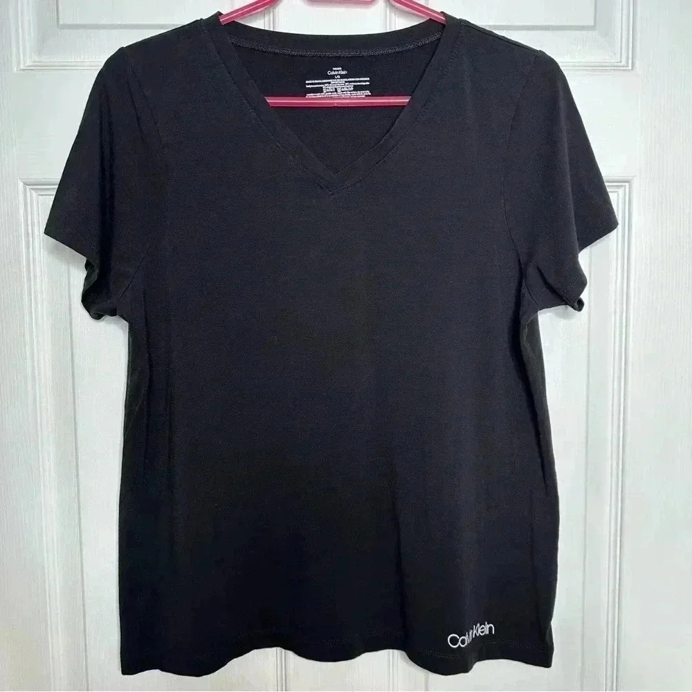 Calvin Klein V-Neck T-Shirt Black Soft Size Large